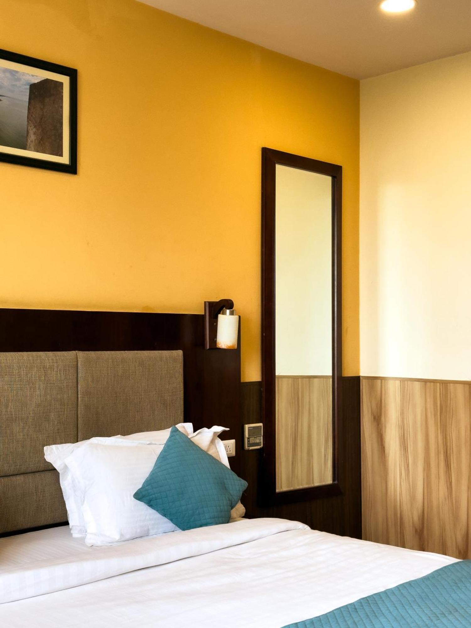 Hotel Royal Palm - A Budget Hotel In Udaipur Luaran gambar