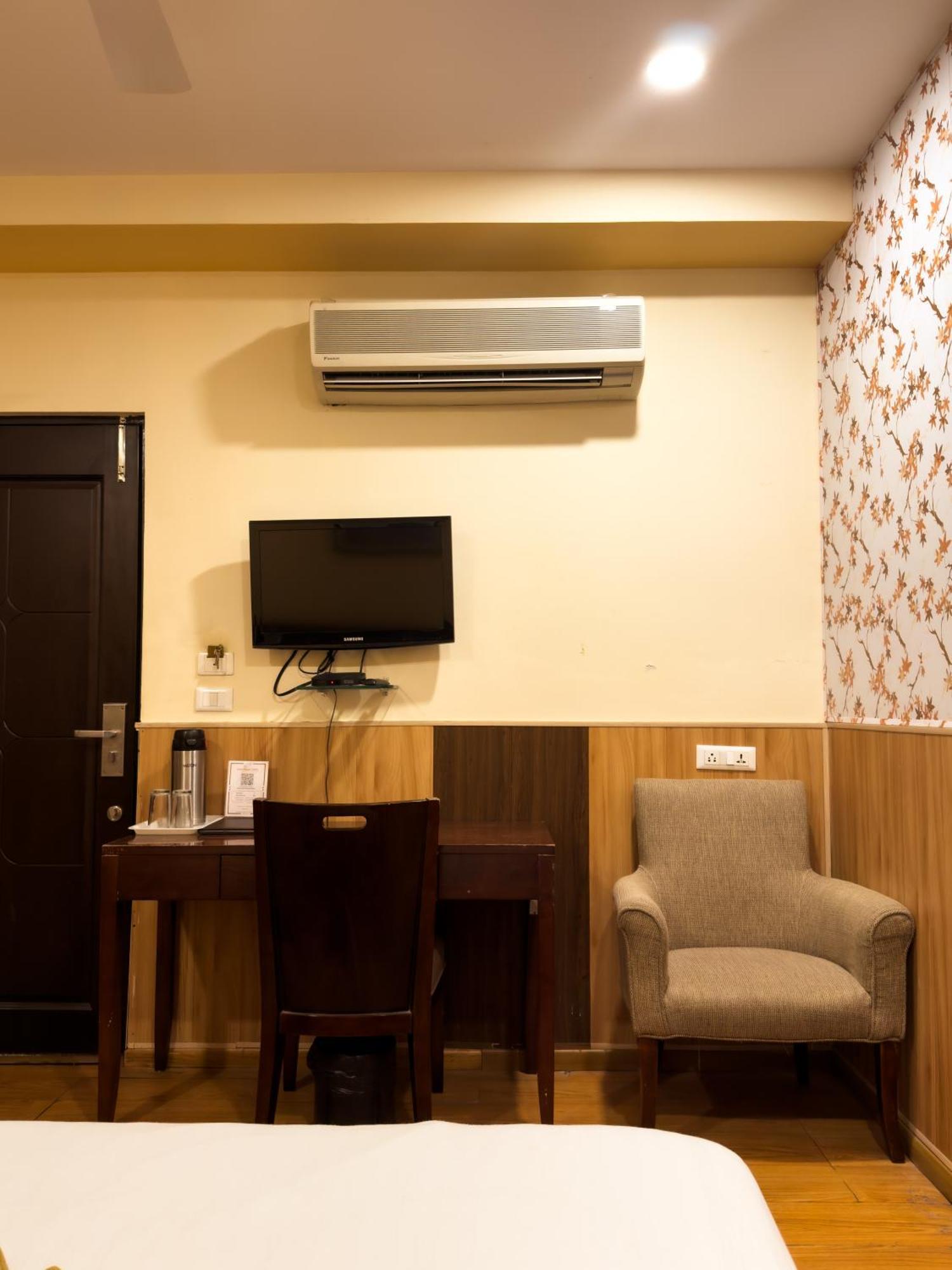 Hotel Royal Palm - A Budget Hotel In Udaipur Luaran gambar
