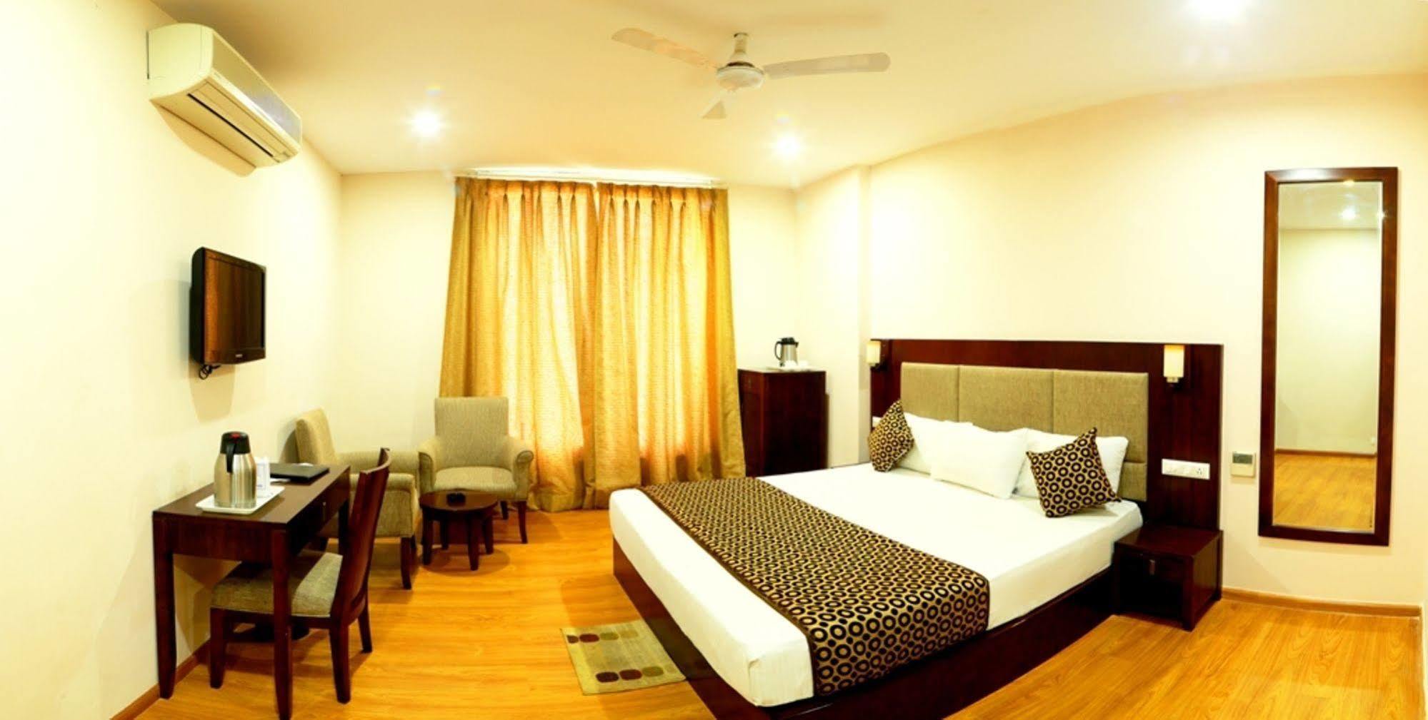 Hotel Royal Palm - A Budget Hotel In Udaipur Luaran gambar